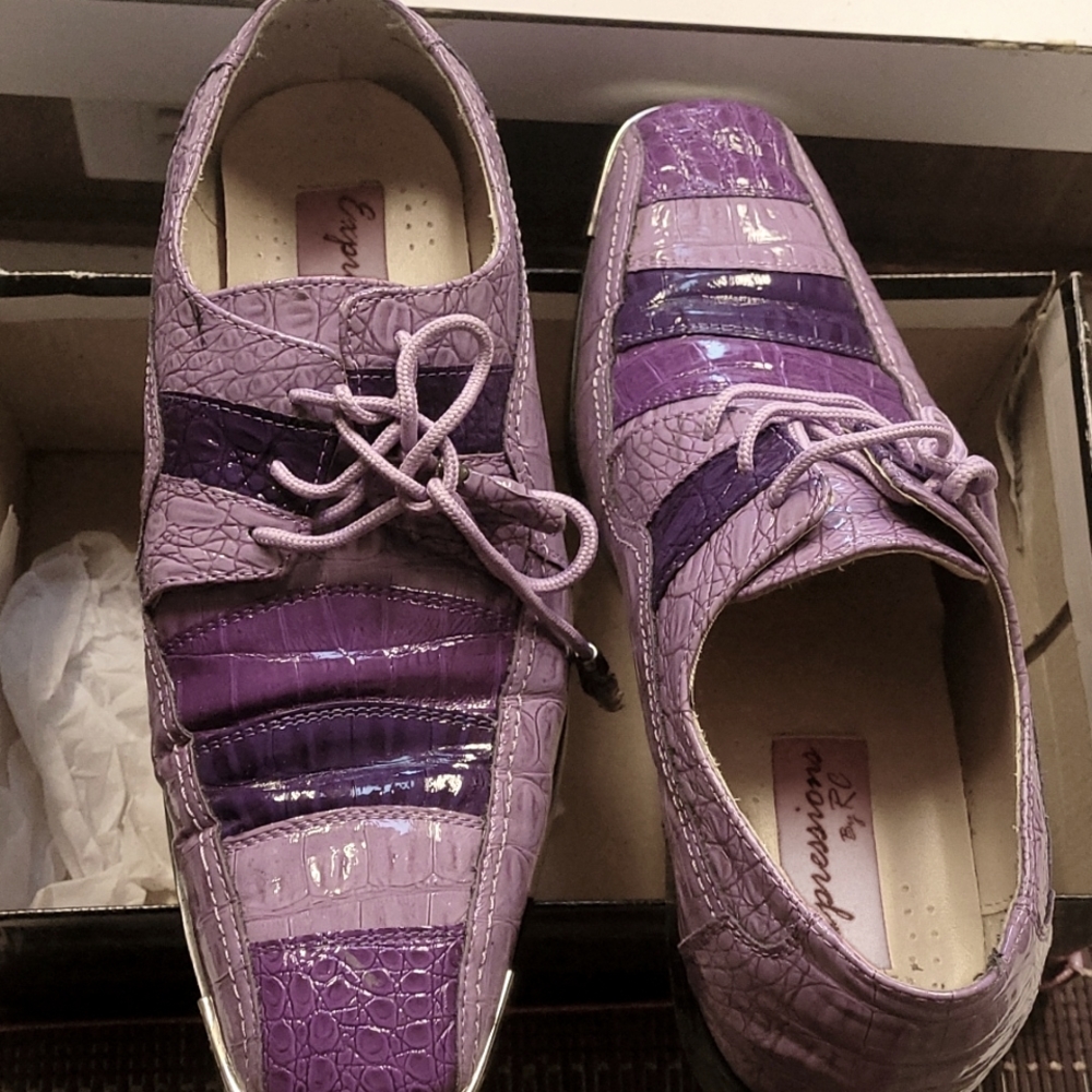 Mens dress shoes